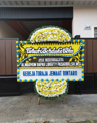 Papan Bunga Duka di Pendem